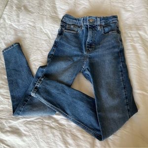 TopShop ‘Jamie’ Skinny Jeans